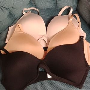 🆕NWOT Non-wire Bra 3Pack